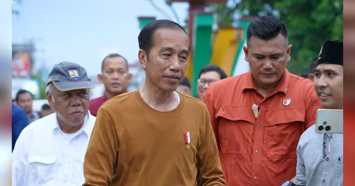 Disebut Bukan Lagi Kader PDIP, Jokowi Tersenyum: Terima Kasih