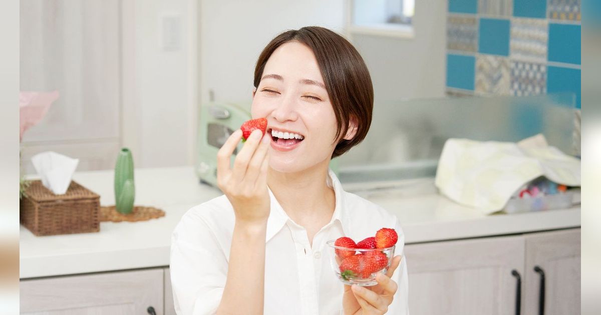 5 Efek Suka Ngemil Stroberi, Buah Kecil Kaya Vitamin
