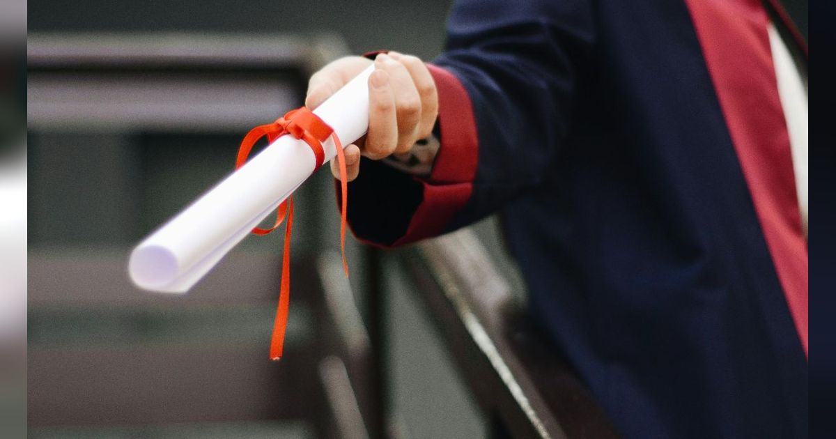 40 Kata-Kata Bijak Selesai Wisuda yang Penuh Inspirasi, Ada Pesan Berharga untuk Perjalanan Hidup ke Depannya
