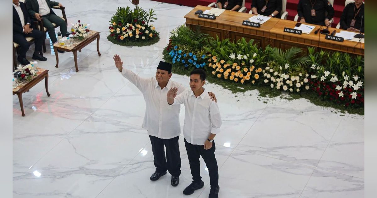 VIDEO: Titiek Soeharto dan Didiet Hadir di KPU, Wajanya Berseri Lihat Prabowo Jadi Presiden