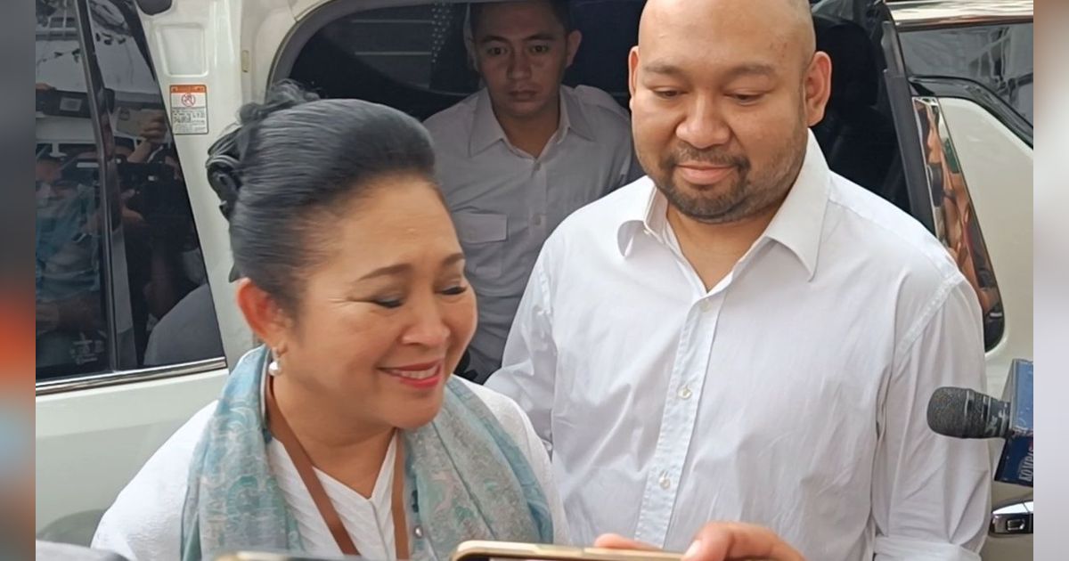 VIDEO: Malu-Malu Titiek Soeharto Ditanya Siap Dampingi Prabowo Jadi Ibu Negara