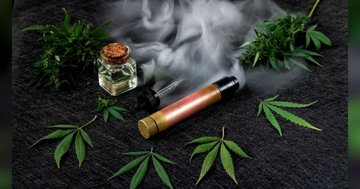 Efek Mengerikan Liquid Ganja yang Dipakai Selebgram Chandrika Chika