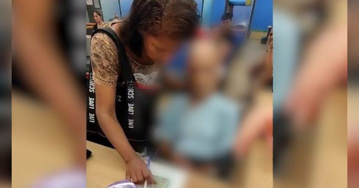 Wanita Ini Membawa Orang yang Sudah Meninggal ke Bank untuk Pinjam Uang