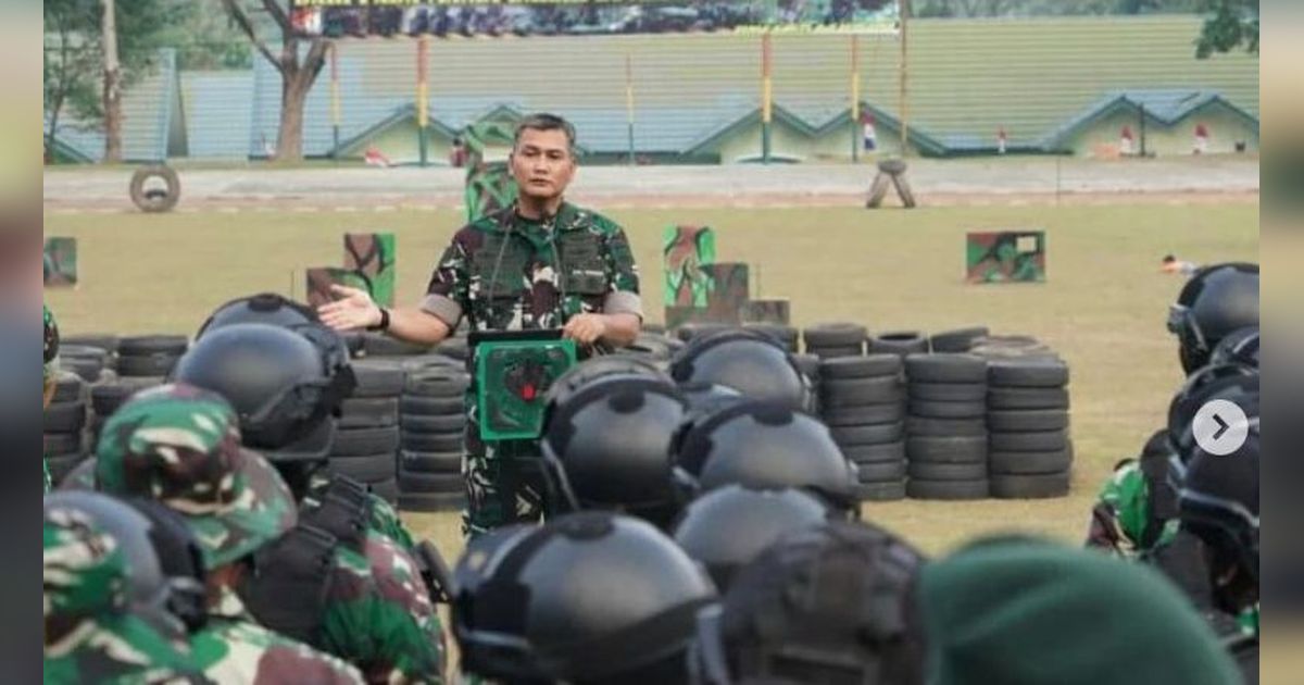 Saat Jalan-jalan di Kota Bandung, Mayjen Kunto Arief Bertemu Dengan Prajurit TNI yang Tertembak di Papua 'Alhamdulillah Selamat'