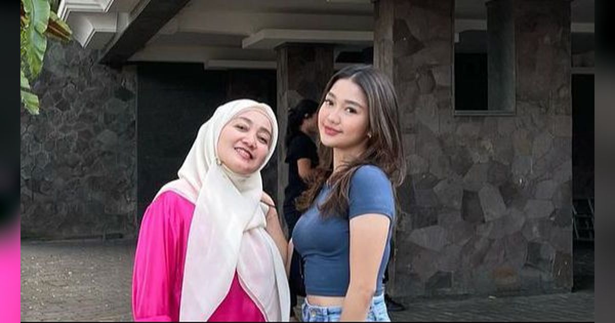 Sang Anak Ditangkap karena Narkoba, Ekspresi Ibunda Chandrika Chika Disorot: Malah Senyum-Senyum