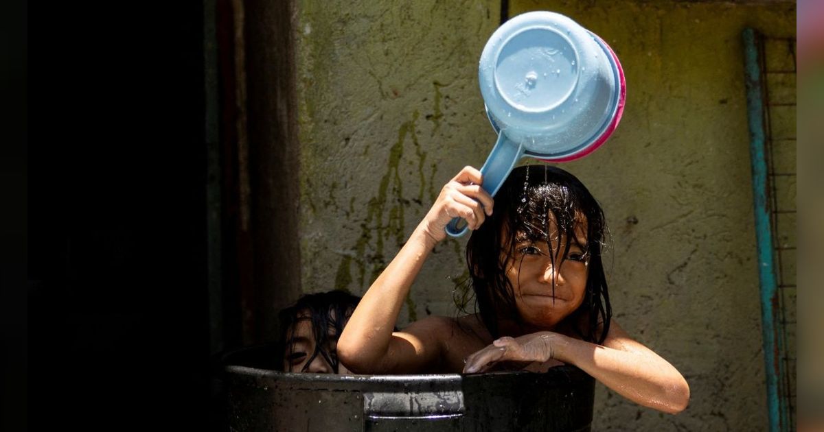 FOTO: Panas Ekstrem 47 Derajat Celcius Serang Filipina, Sekolah-Sekolah Ditutup