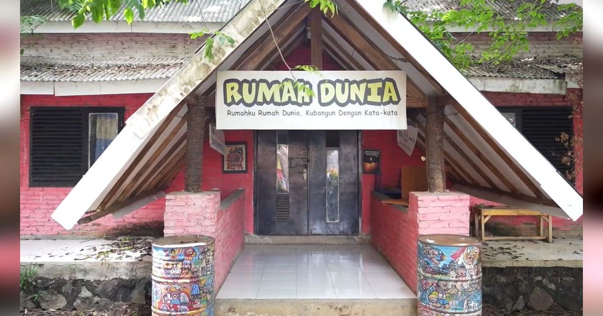 Kenalan dengan Rumah Dunia, Tempat Asyik Bagi Anak-anak di Serang untuk Mengenal Buku dan Belajar Menulis