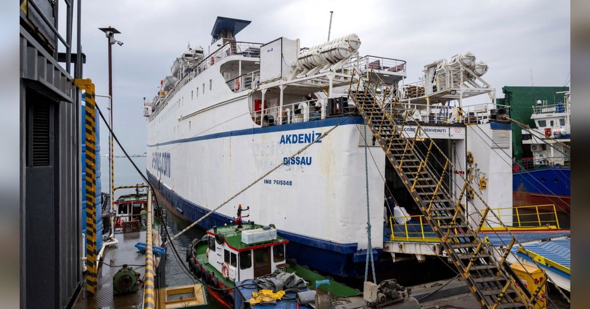 FOTO: Ini Kapal Kemanusiaan Freedom Flotilla Siap Tembus Blokade Israel untuk Kirim Bantuan ke Jalur Gaza