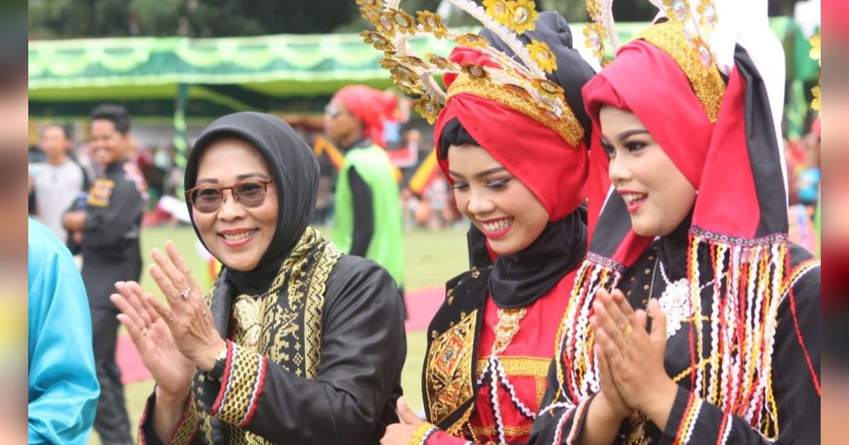 Mengenal Teluk Belanga dan Kebaya Labuh, Ikon dan Simbol Ciri Khas Budaya Melayu Riau