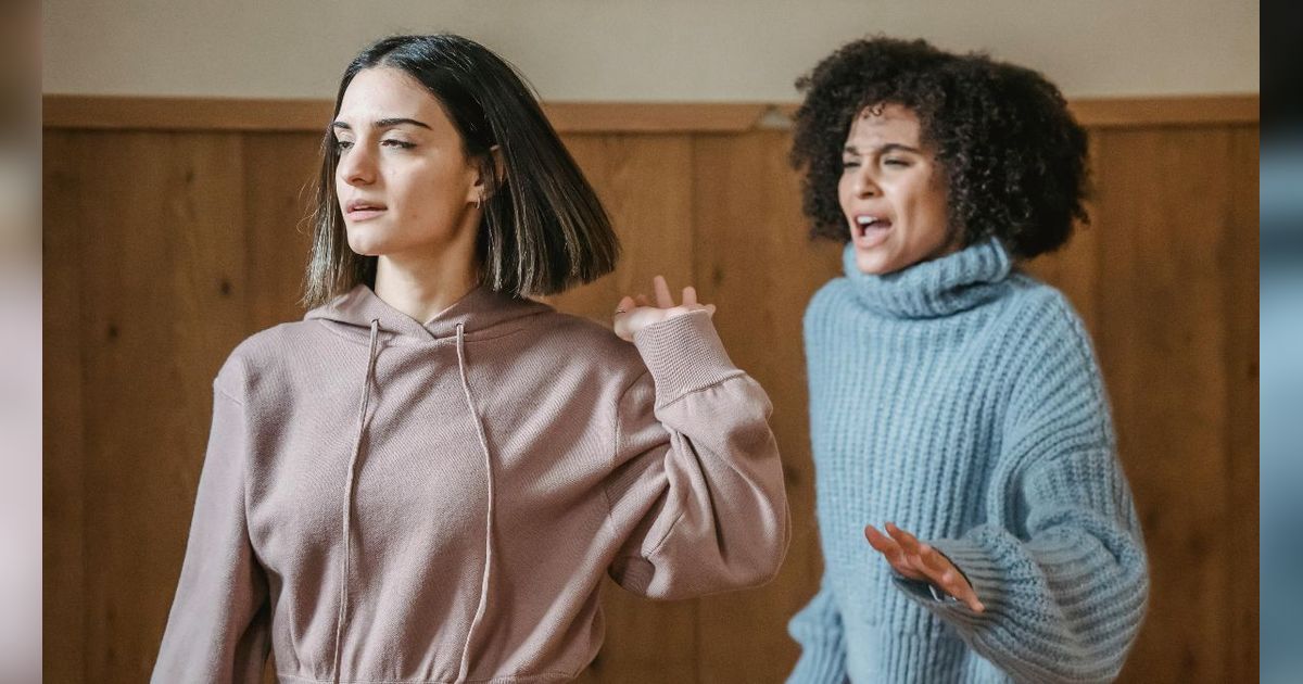 43 Kata-Kata Sindiran buat Saudara yang Tak Tahu Diri, Nasehat Sekaligus Pengingat