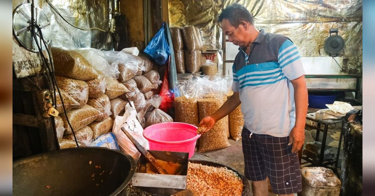 Mengintip Dapur Produksi Bawang Goreng di Kampung Jaha yang Beromzet Ratusan Juta per Bulan
