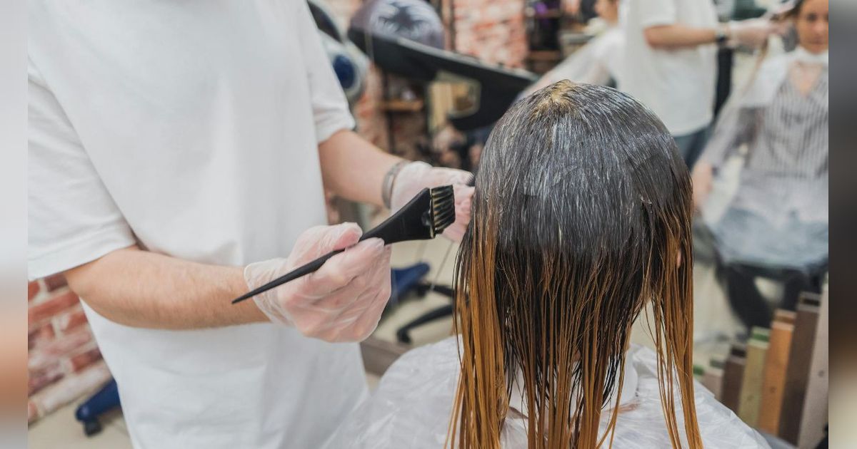 10 Rekomendasi Cat Rambut Terbaik untuk Pria dan Wanita Edisi Terbaru 2024