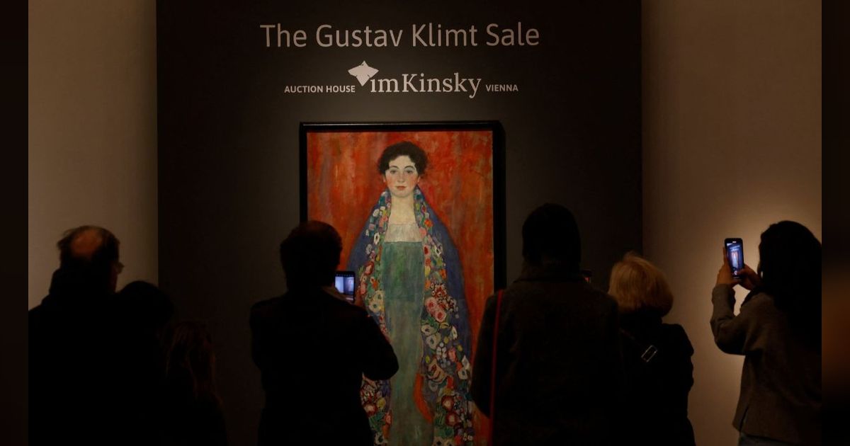 FOTO: Lama Menghilang, Lukisan Fenomenal Gustav Klimt Terjual Rp519 Miliar