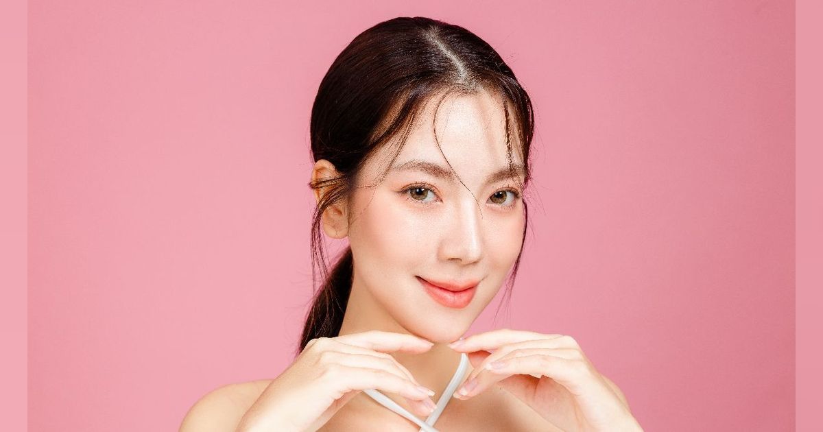 3 Trik Samarkan Bibir Gelap dengan Makeup On Point