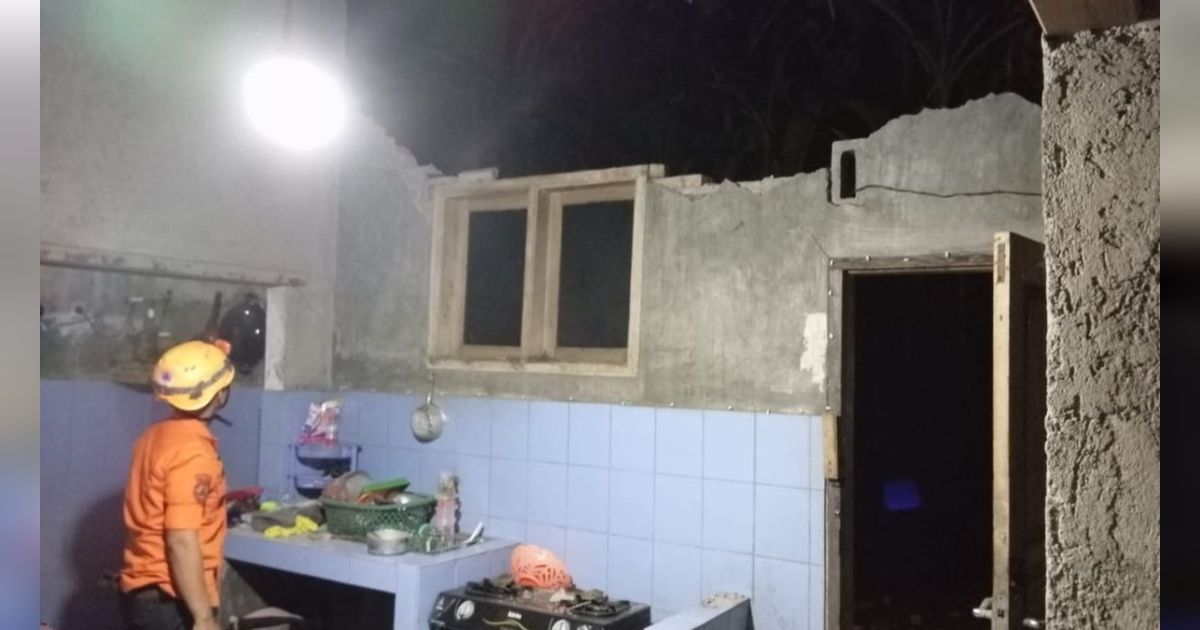 BNPB: 27 Rumah Rusak akibat Gempa Garut, 4 Orang Luka