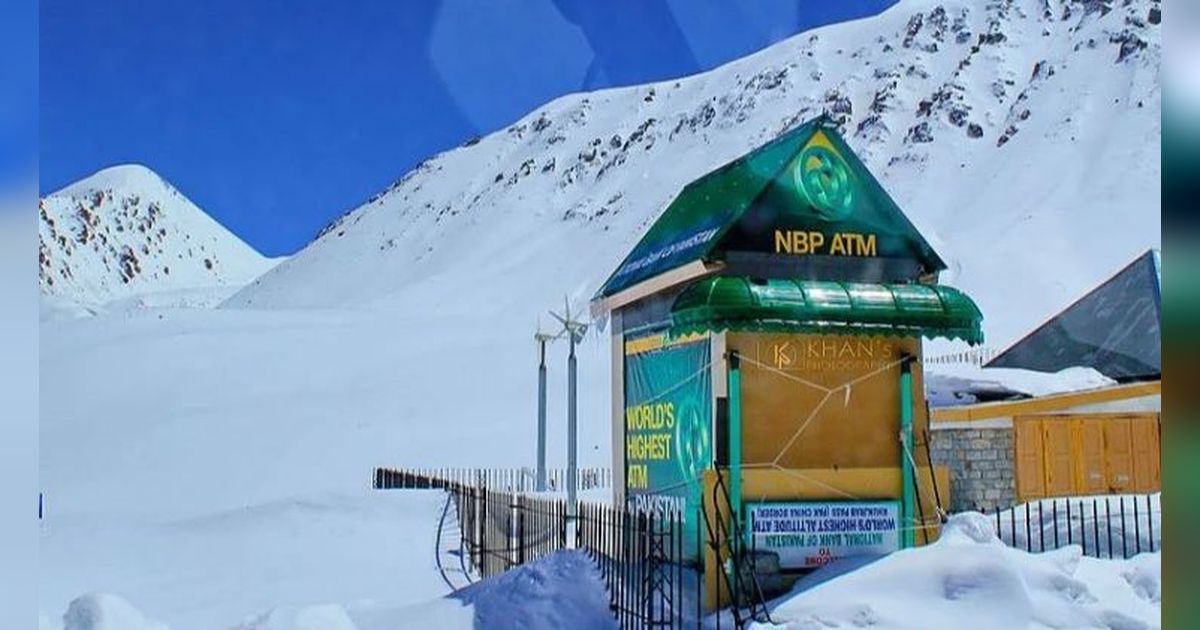 ATM Tertinggi di Dunia, Lokasinya Ada di Puncak Gunung yang Tingginya 4.693 Meter