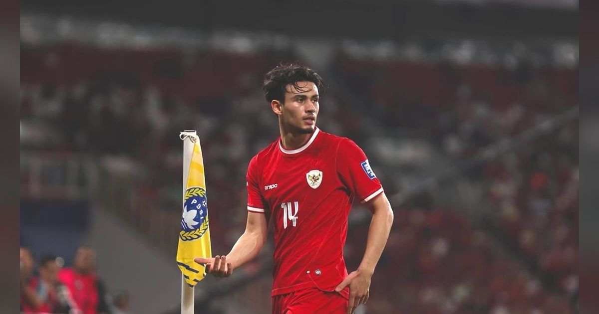 Potret Nathan Tjoe-A-On Mas Tejo Pemain Timnas yang Curi Perhatian, Harga Outfitnya Bikin Kantong Menjerit