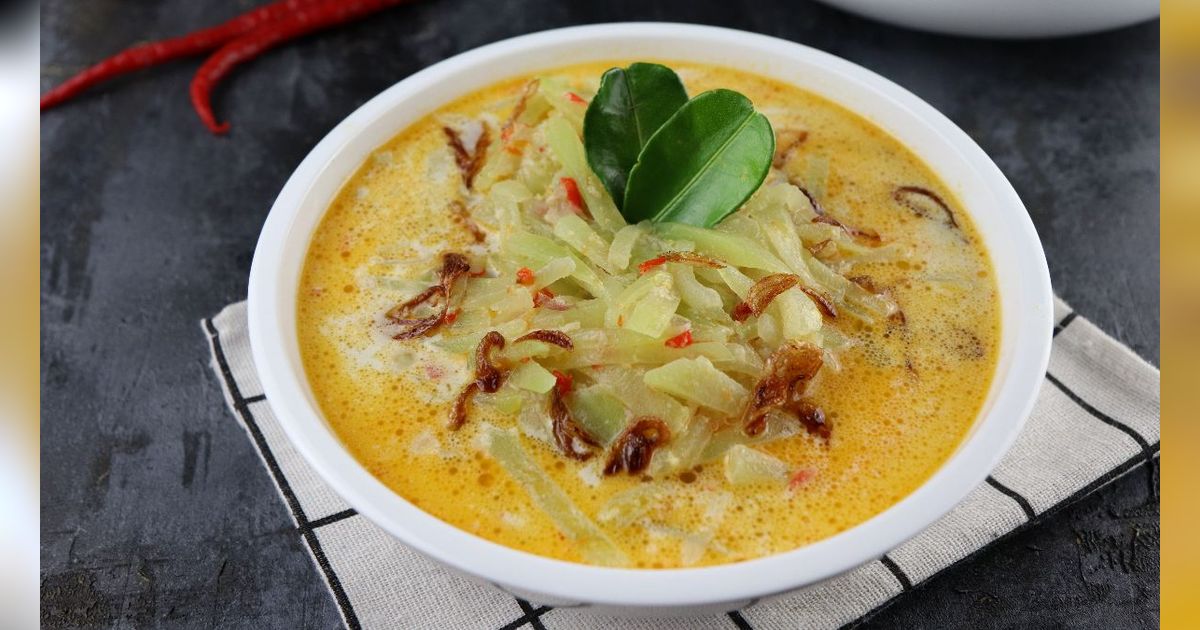 Resep Sayur Ketupat Padang dengan Labu Siam, Hidangan Hangat Buat Hari Raya