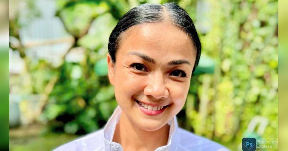 Momen Nirina Zubir Adu Mulut dengan Pengacara Mantan ART Mendiang Ibunda, Memanas Usai Sidang Berlangsung