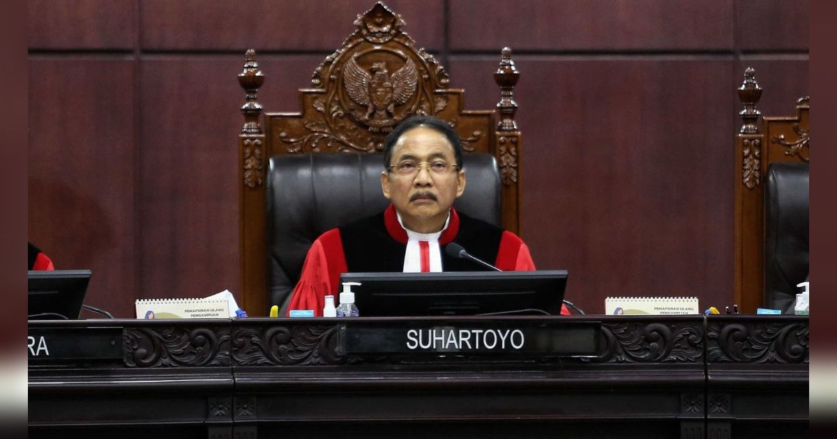 VIDEO: Tegas Ketua MK Suhartoyo Usir Komisioner Bawaslu dari Ruang Sidang