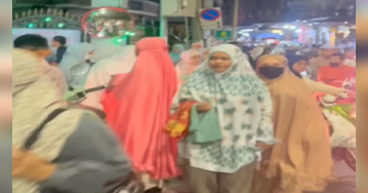 Suasana Malam Ramadan di Pattani Thailand, Mirip di Indonesia Penuh Warga Pulang Tarawih