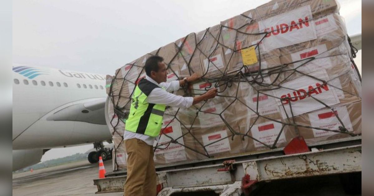 FOTO: Intip Isi Paket Bantuan Pemerintah Indonesia yang Dilepas untuk Membantu Palestina dan Sudan