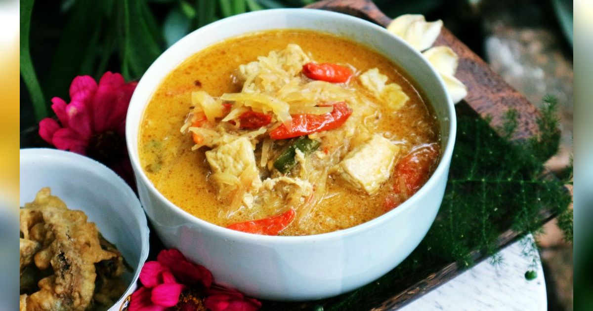 Resep Sayur Ketupat Betawi Pepaya Muda, Si 'Pasangan' Ketupat'