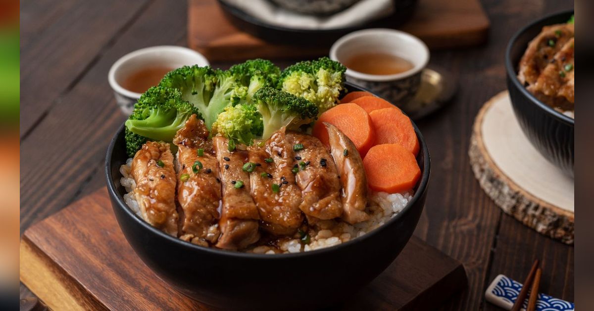 Resep Sat Set untuk Bekal Anak, Chicken Donburi yang Nikmat