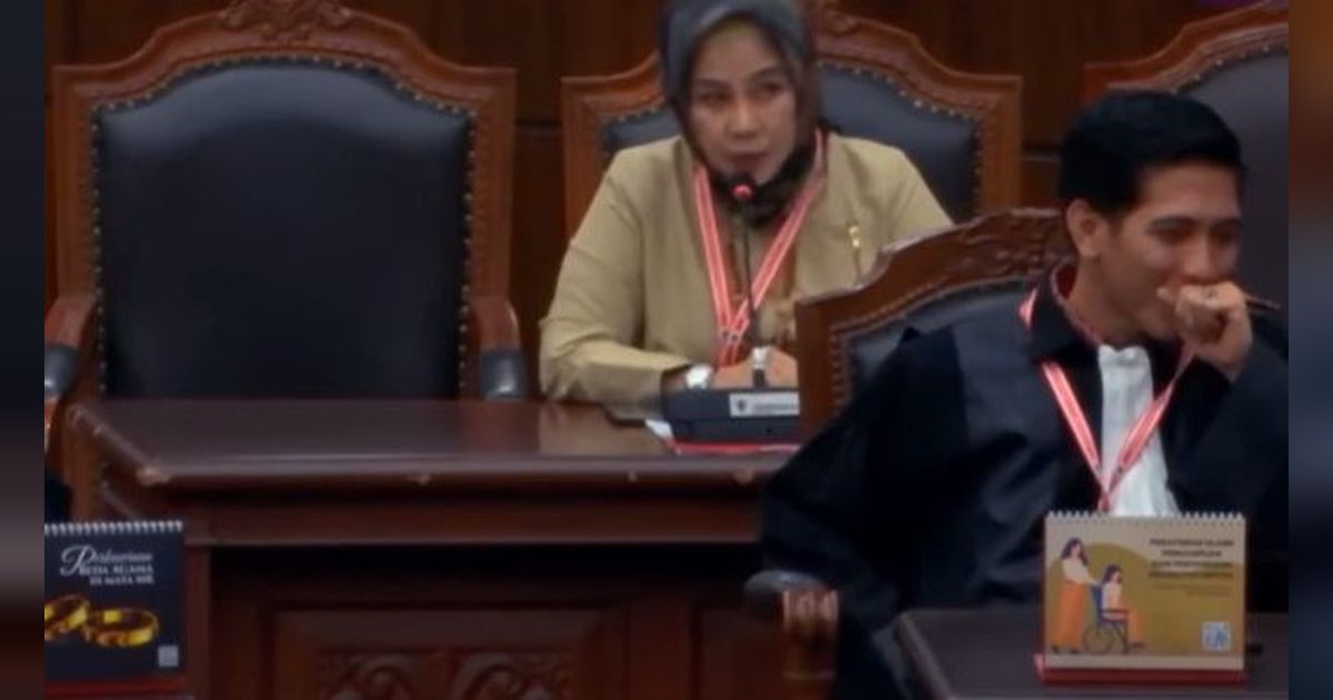 VIDEO: Caleg Gerindra di Sidang MK Ngaku Tak Mampu Sewa Pengacara Tapi Sudah 3 Kali Nyaleg