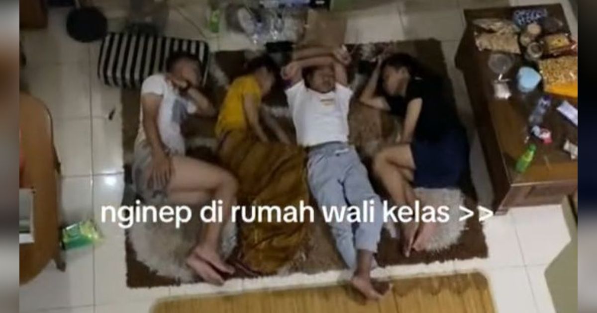 Aksi Sekelompok Siswa Menginap di Rumah Wali Kelasnya Ini Viral, Bikin Iri