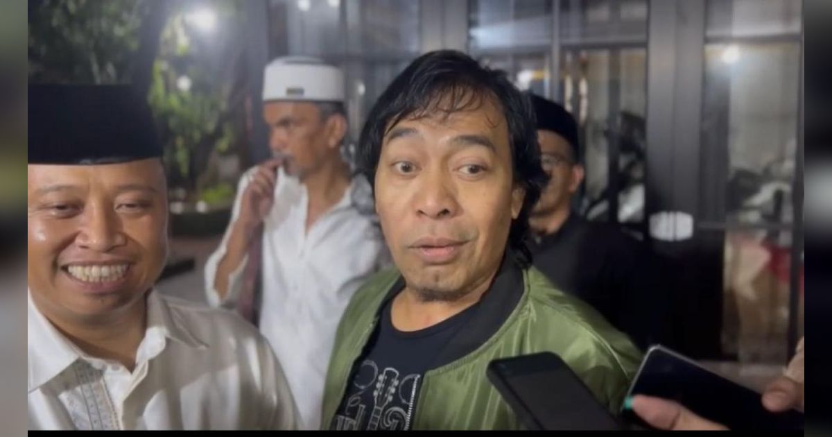 Jawaban Kocak Komeng 'Uhuy' Dilirik Maju Pilkada Depok: Saya Aja di DPD Belum Pelantikan, Harusnya Mungkin Cepetikan