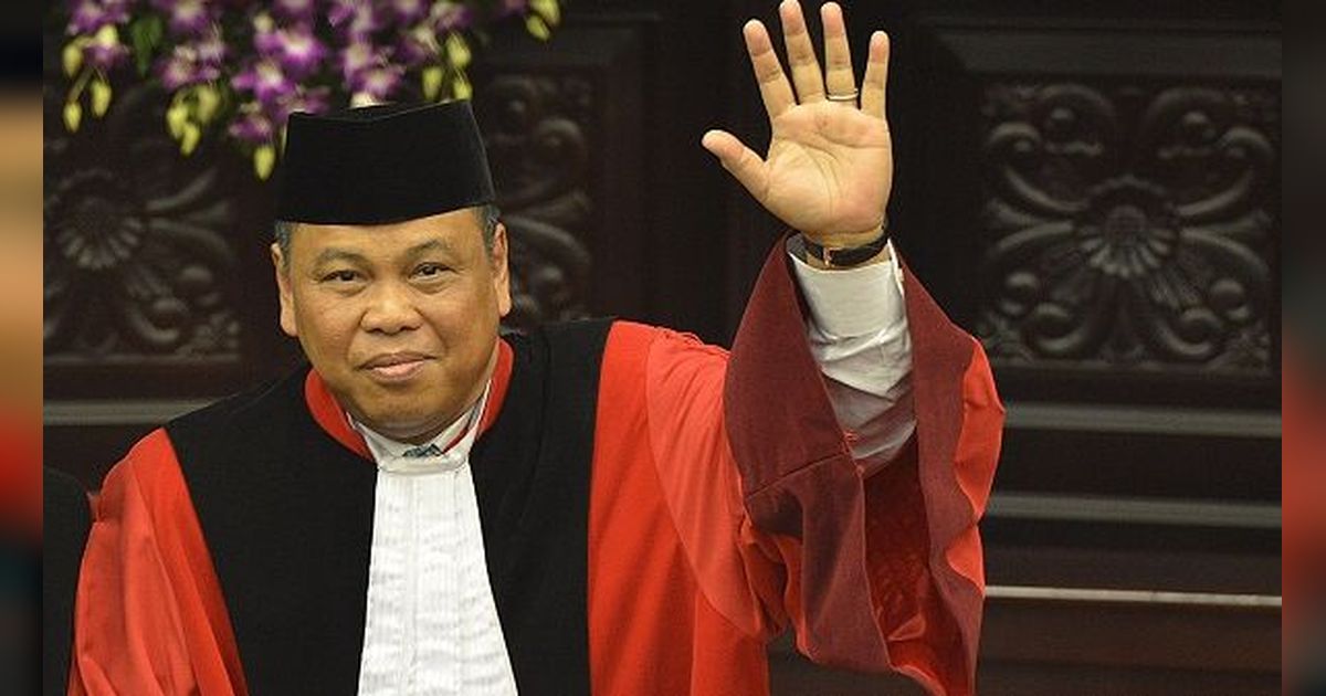 Hakim MK Ungkap Alasan Tak Hadirkan Jokowi di Sidang Sengketa Pilpres 2024