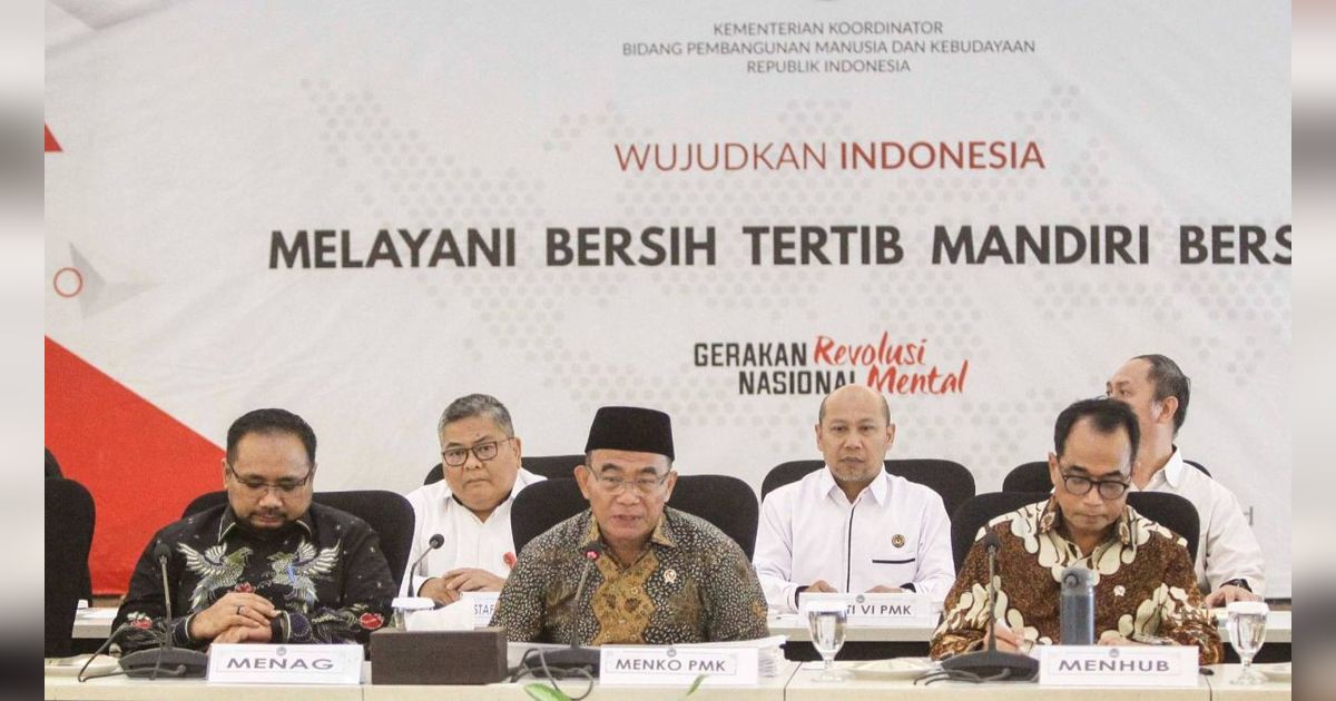 Muhadjir: Terlalu Muskil Kunker Jokowi Bagikan Bansos Bisa Pengaruhi Suara Nasional