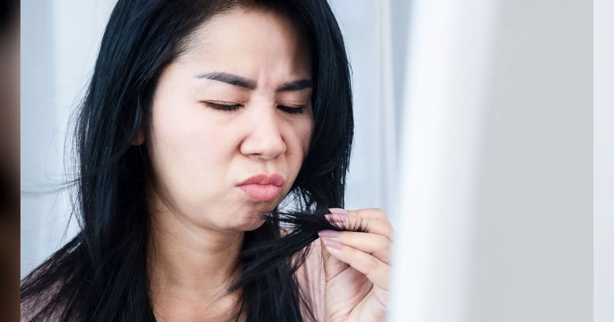 Kulit Kepala Mudah Berbau Tak Sedap? Ini Cara Mengatasinya