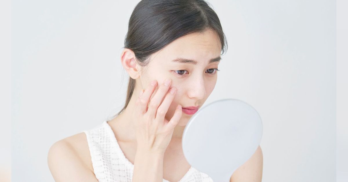 5 Kebiasaan Pakai Makeup yang Bisa Bikin Kulit Bermasalah