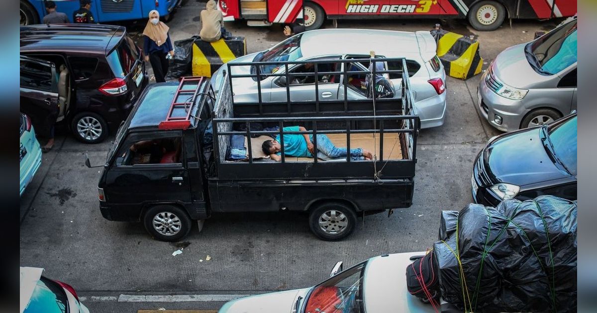 Cerita Pemudik Belasan Jam Terjebak Macet di Exit Tol Pelabuhan Merak, Kini Kehabisan Tiket Penyeberangan