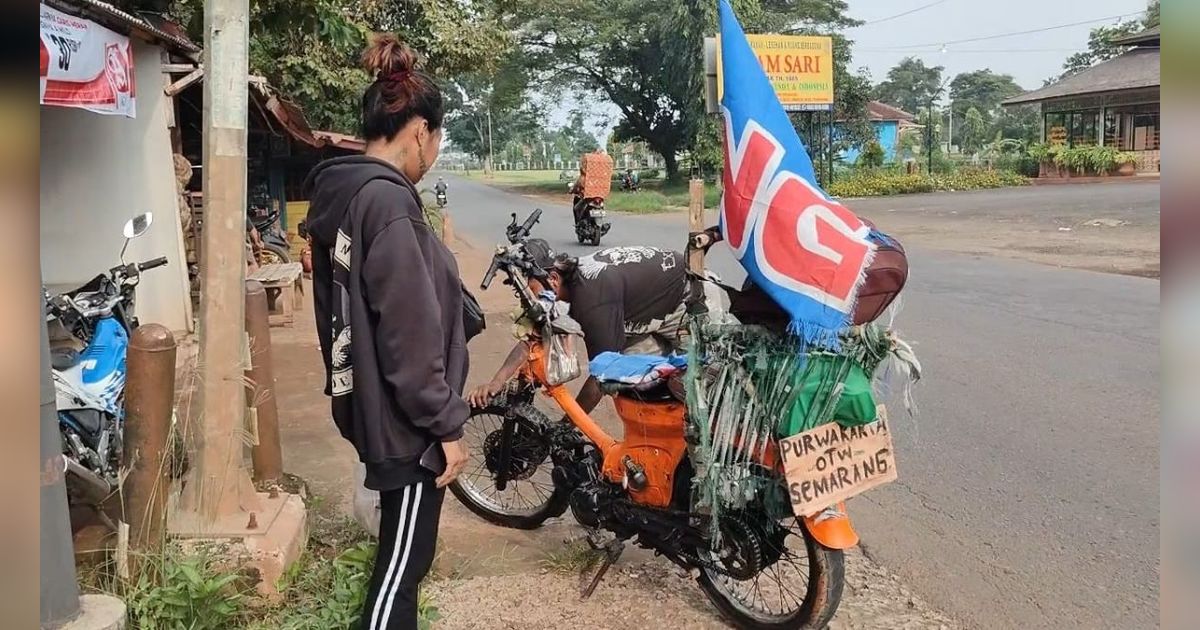 Anak Punk Nekat Ajak Istri Hamil Tua Mudik Modal Rp 7.000, Naik Motor Ekstrem Tanpa Helm