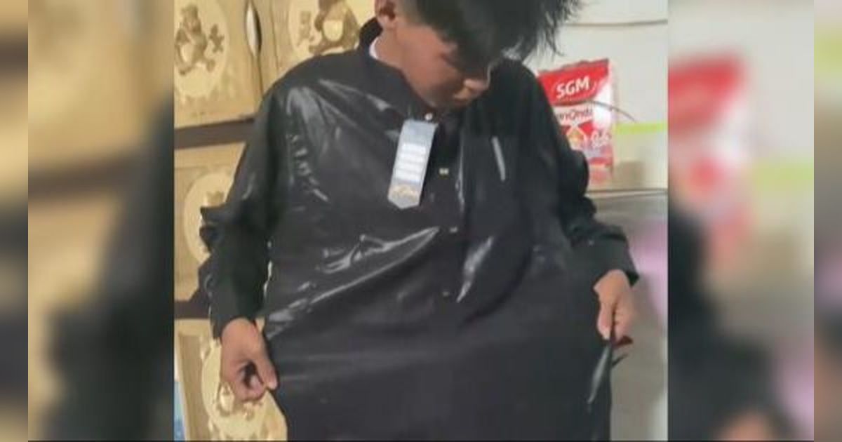 Ngakak! Baju Lebaran Gamis Shimer Ternyata Ada Versi Cowoknya, Netizen Bilang Kayak Polybag