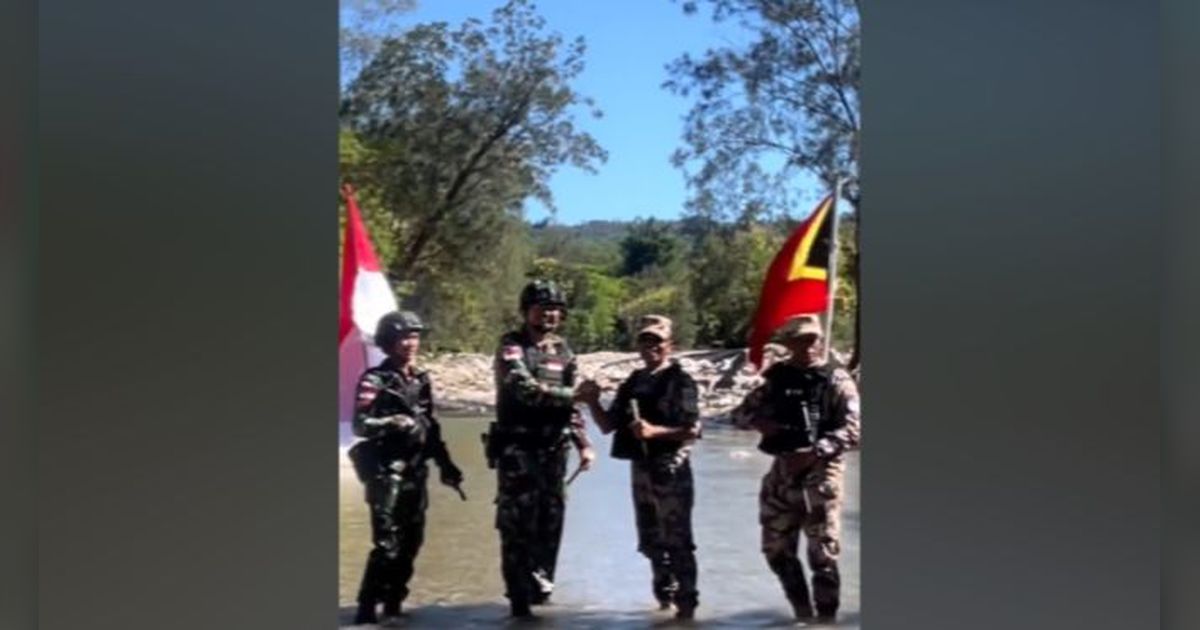 Sama-sama Bersenjata, Begini Jadinya Pasukan TNI Bertemu para Polisi Timor Leste di Tengah Hutan Perbatasan