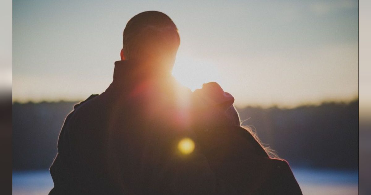 40 Kata-kata Bijak Kristen Tentang Pasangan Hidup dan Cinta, Penuh Kasih Sayang