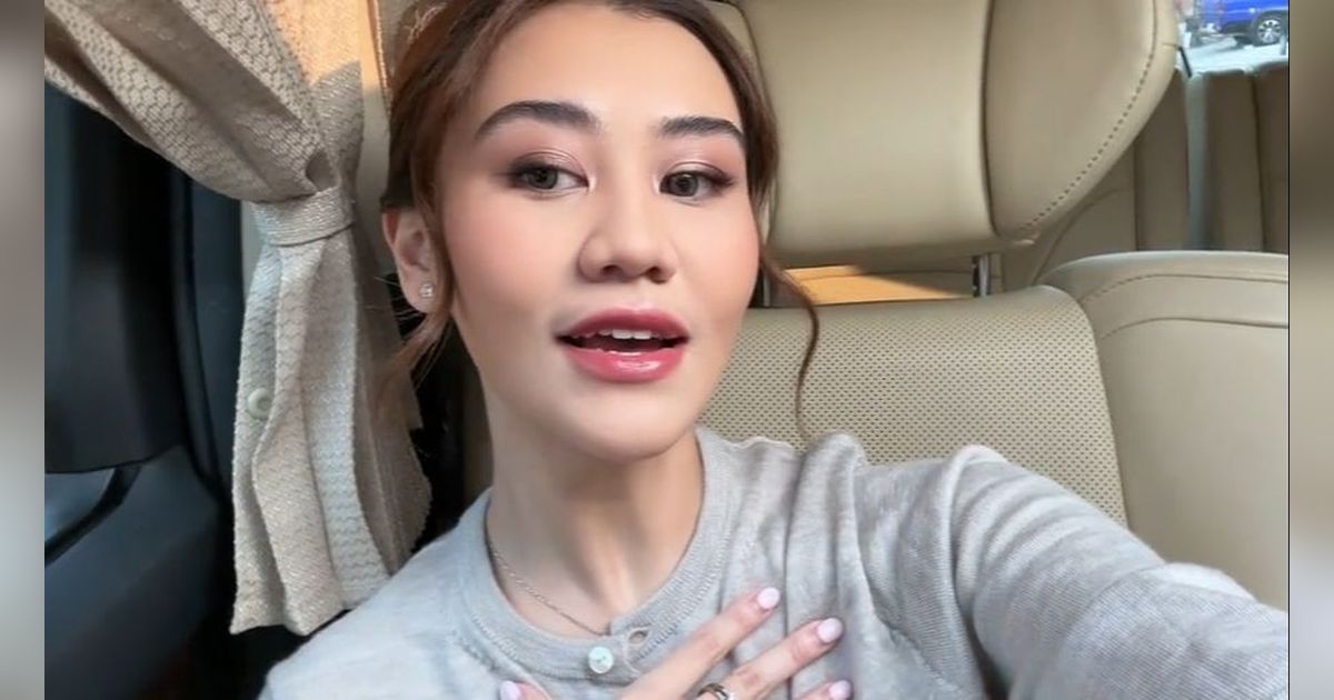 Jadi Bridesmaid di Nikahan Mahalini dan Rizky Febian, Penampilan Aaliyah Massaid Disorot