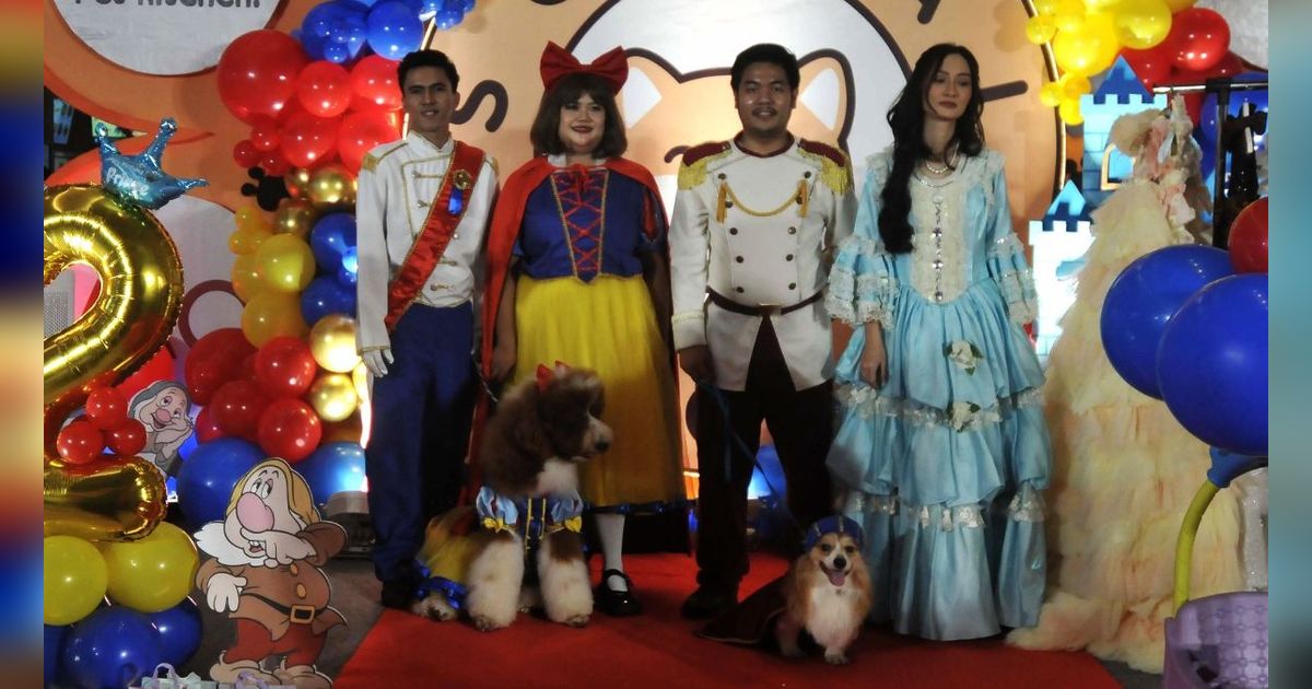 FOTO: Mewahnya Pesta Ulang Tahun Anjing Rocky dan Jesslyn di Mal Jakarta, Dimeriahkan Parade Busana ala Disney