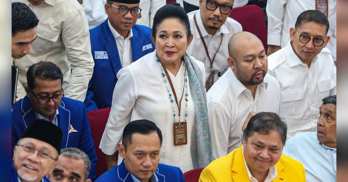 Melihat Gaya Titiek Soeharto dan Istri Para Jenderal Hadir Acara Prabowo