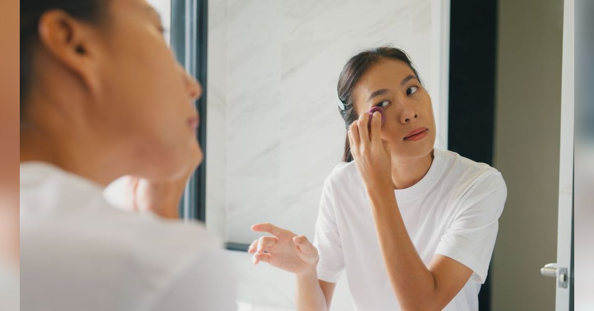 4 Cara Pakai Foundation, Hasilnya Bisa Mirip Pulasan MUA Profesional