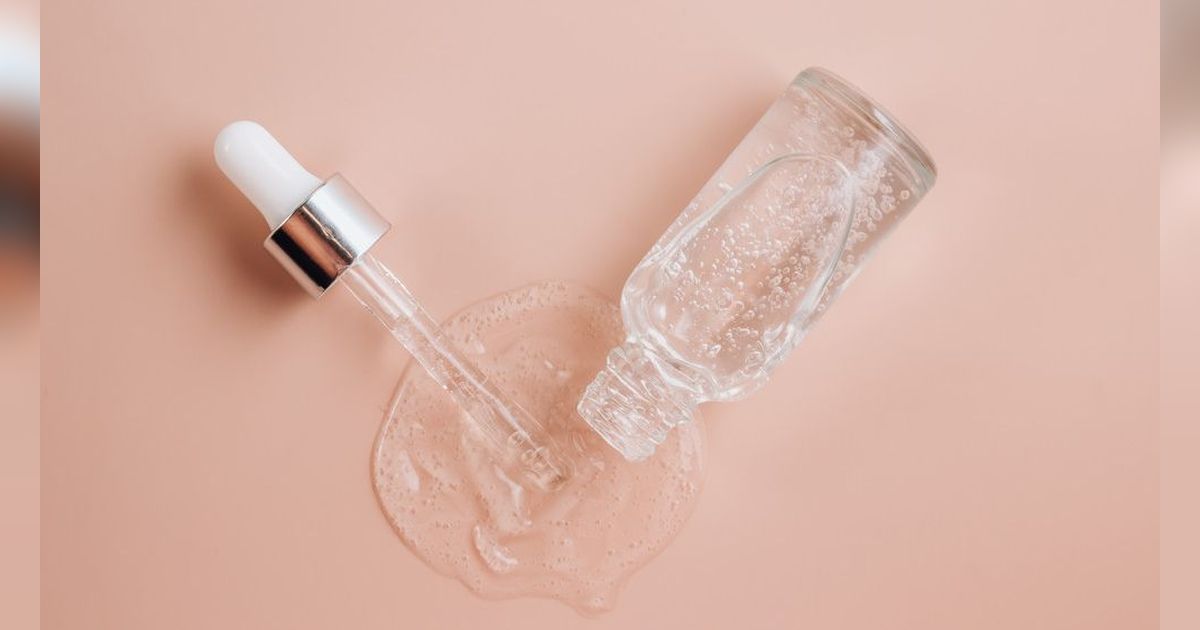 Serum Wajah Seperti Apa yang Cocok untuk Wajah Berjerawat dan Beruntusan?
