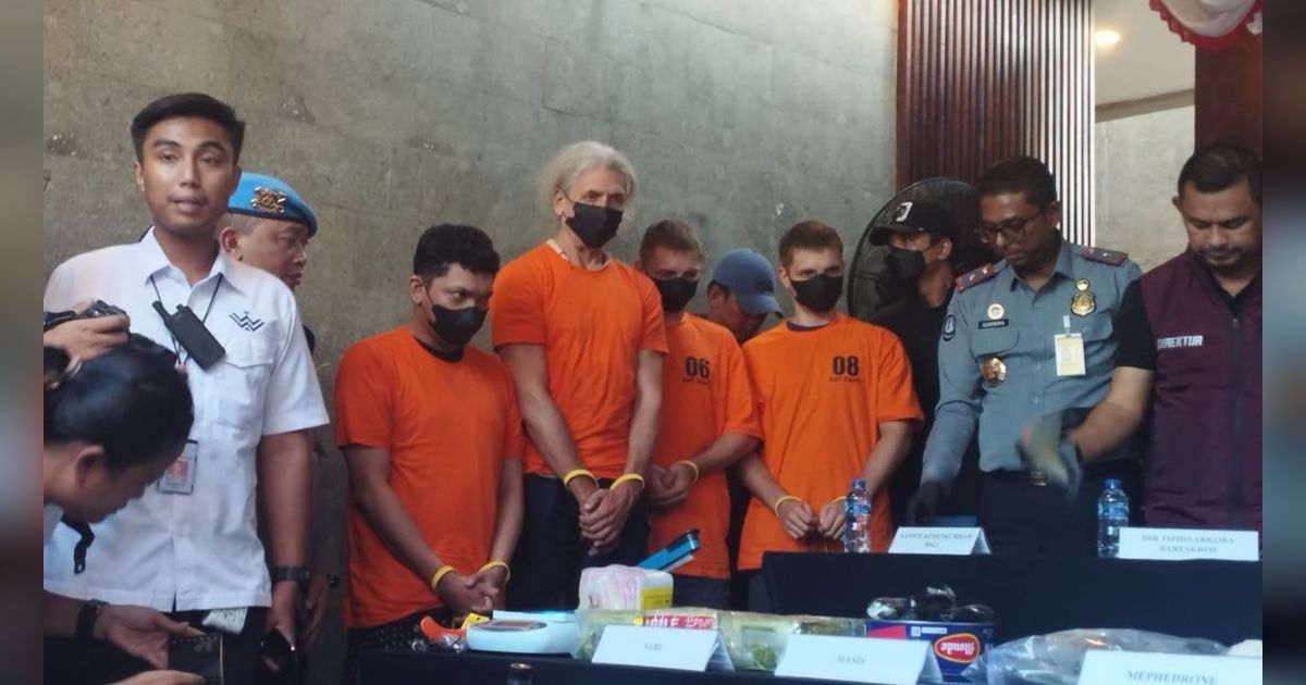 Polisi Gerebek Vila di Bali jadi Lab Pembuatan Narkoba Hingga Ganja Hindroponik, 4 Orang Ditangkap