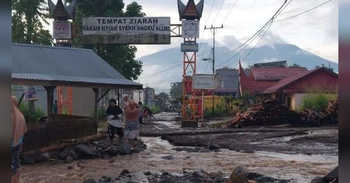 Jalan Padang-Bukittinggi Masih Putus akibat Banjir Bandang, Ini Jalur Alternatif yang Bisa Dilewati