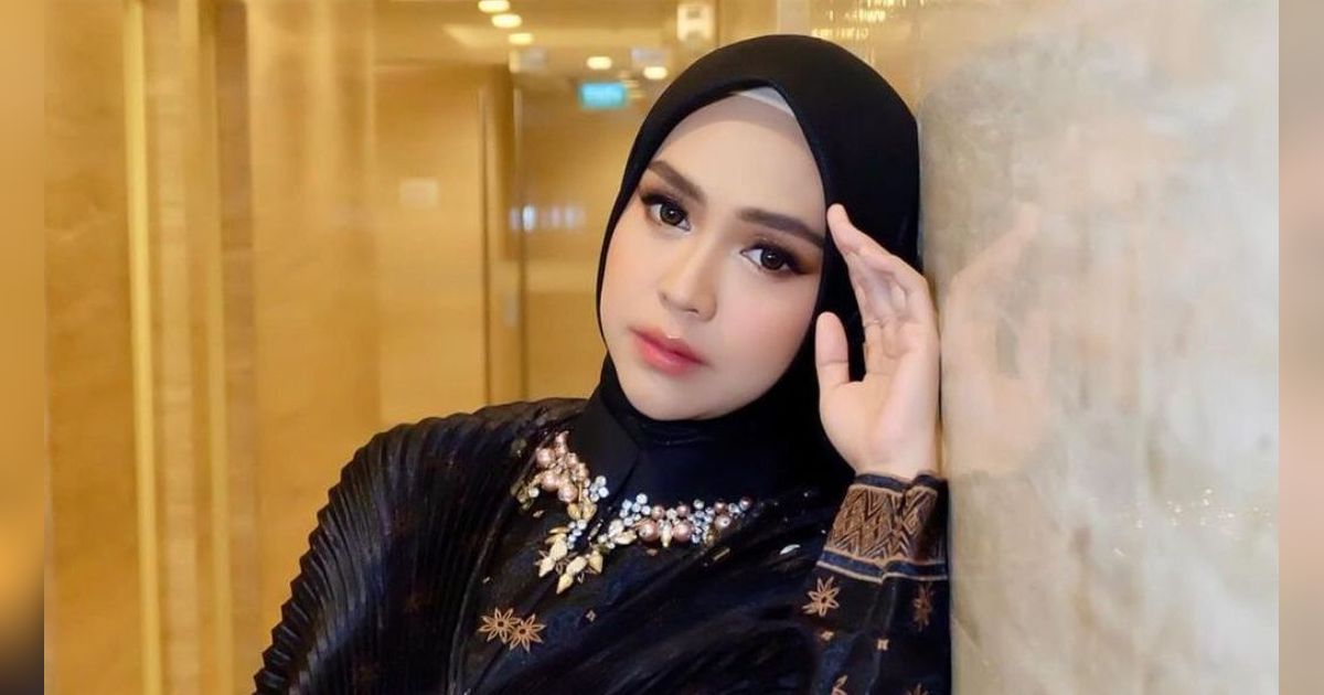 Fakta-fakta Operasi hempas Kantung Mata yang Ingin Dijalani Ria Ricis