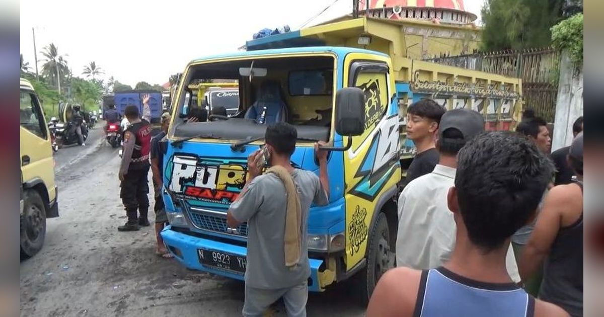 Kronologi Kecelakaan Beruntun 3 Kendaraan di Lumajang, Satu Orang Tewas