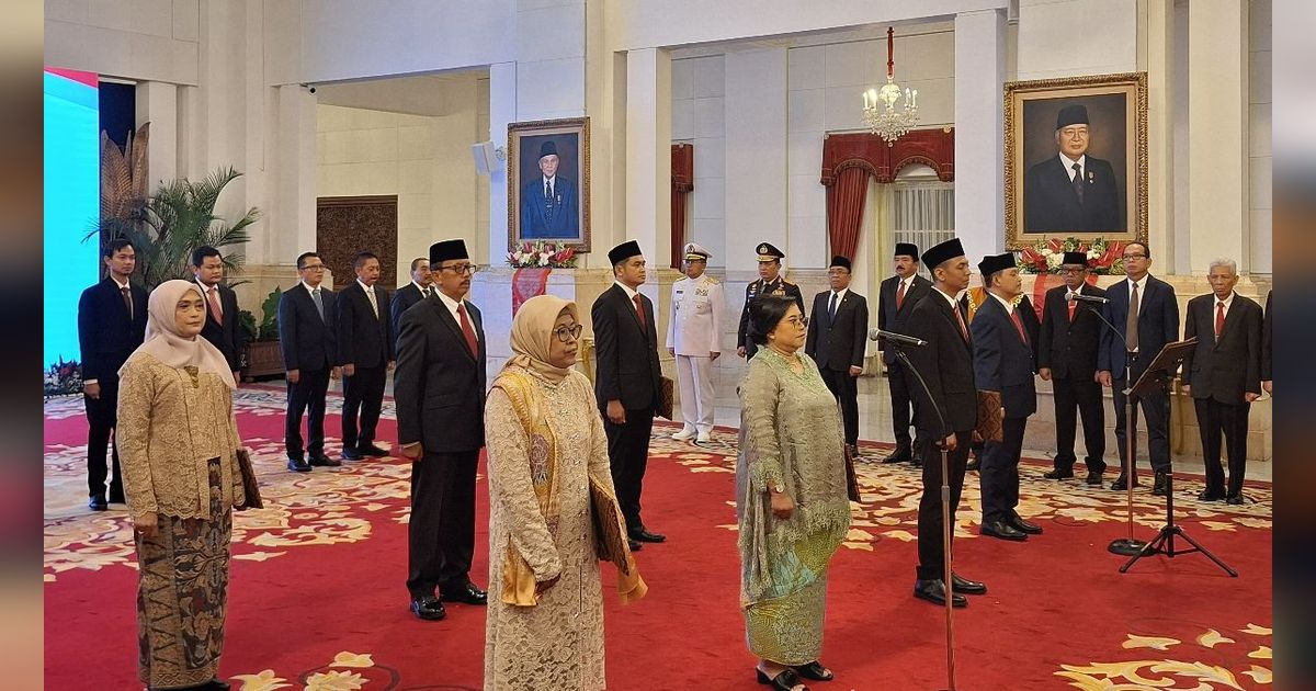 Jokowi Lantik 7 Anggota Baru LPSK di Istana Negara
